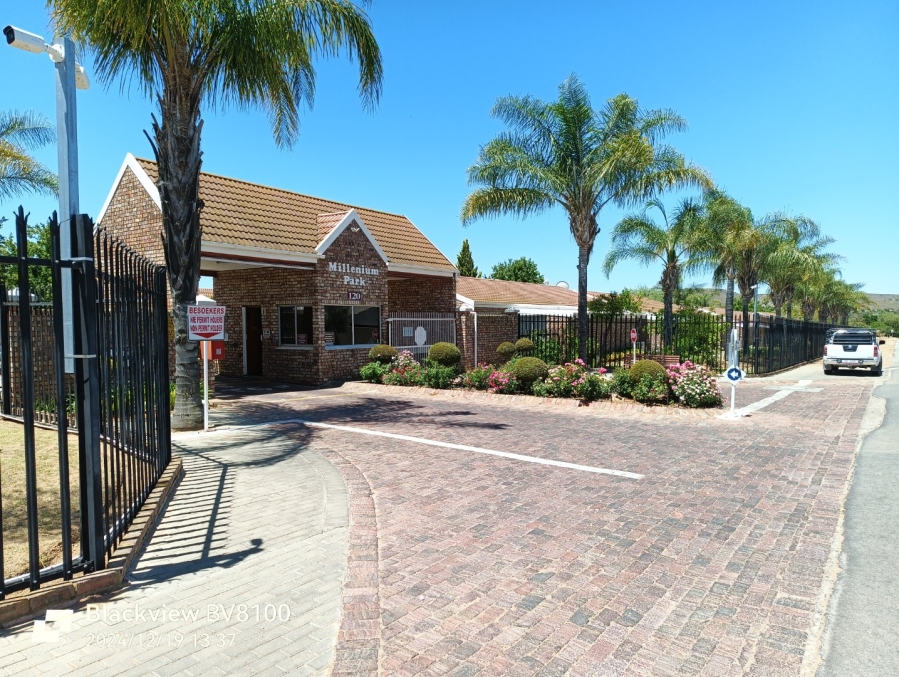 2 Bedroom Property for Sale in West Bank Western Cape